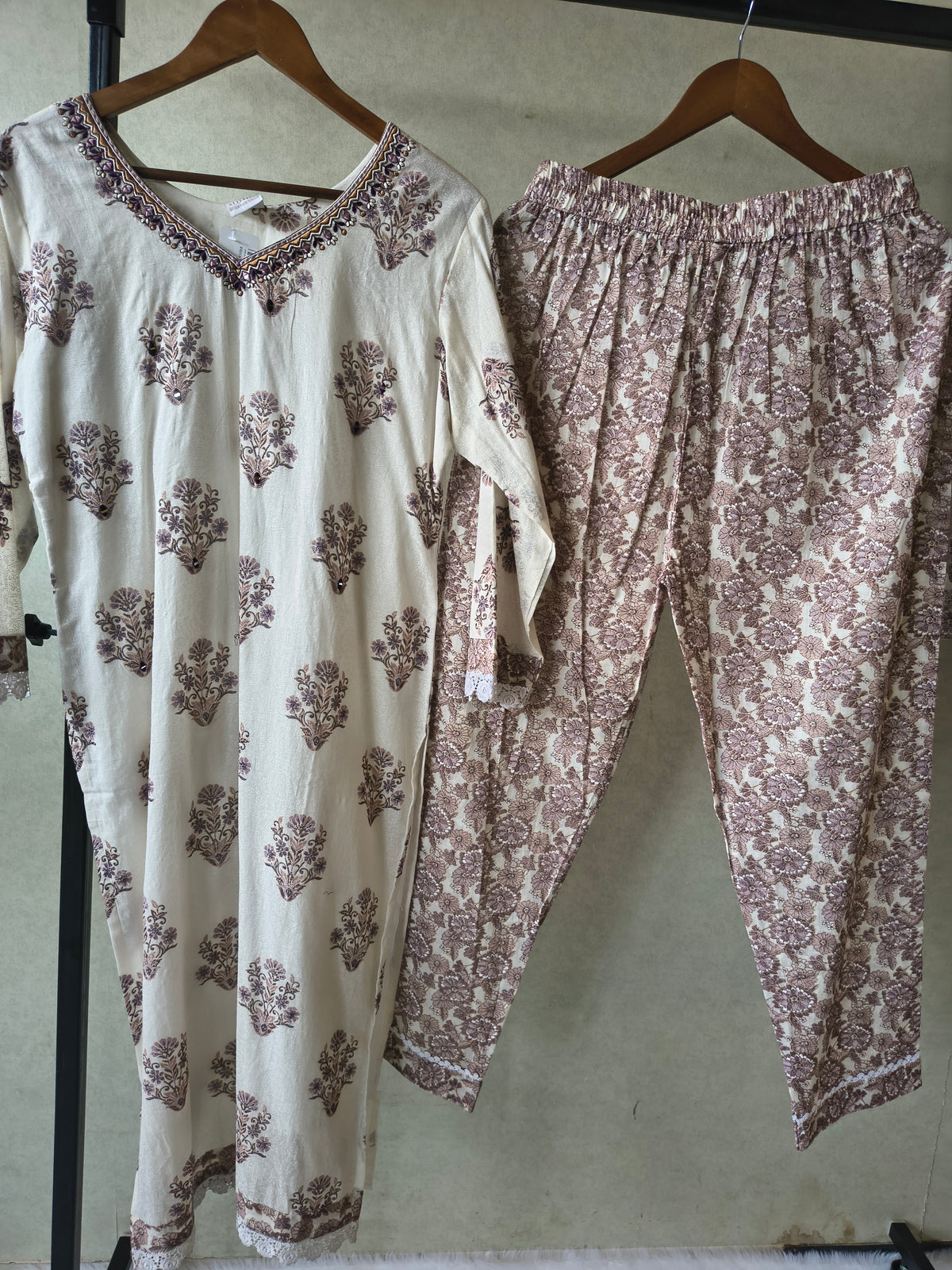 Premium Ivory Floral Printed Cotton Kurta Set with Printed Pants & Contrast Dupatta