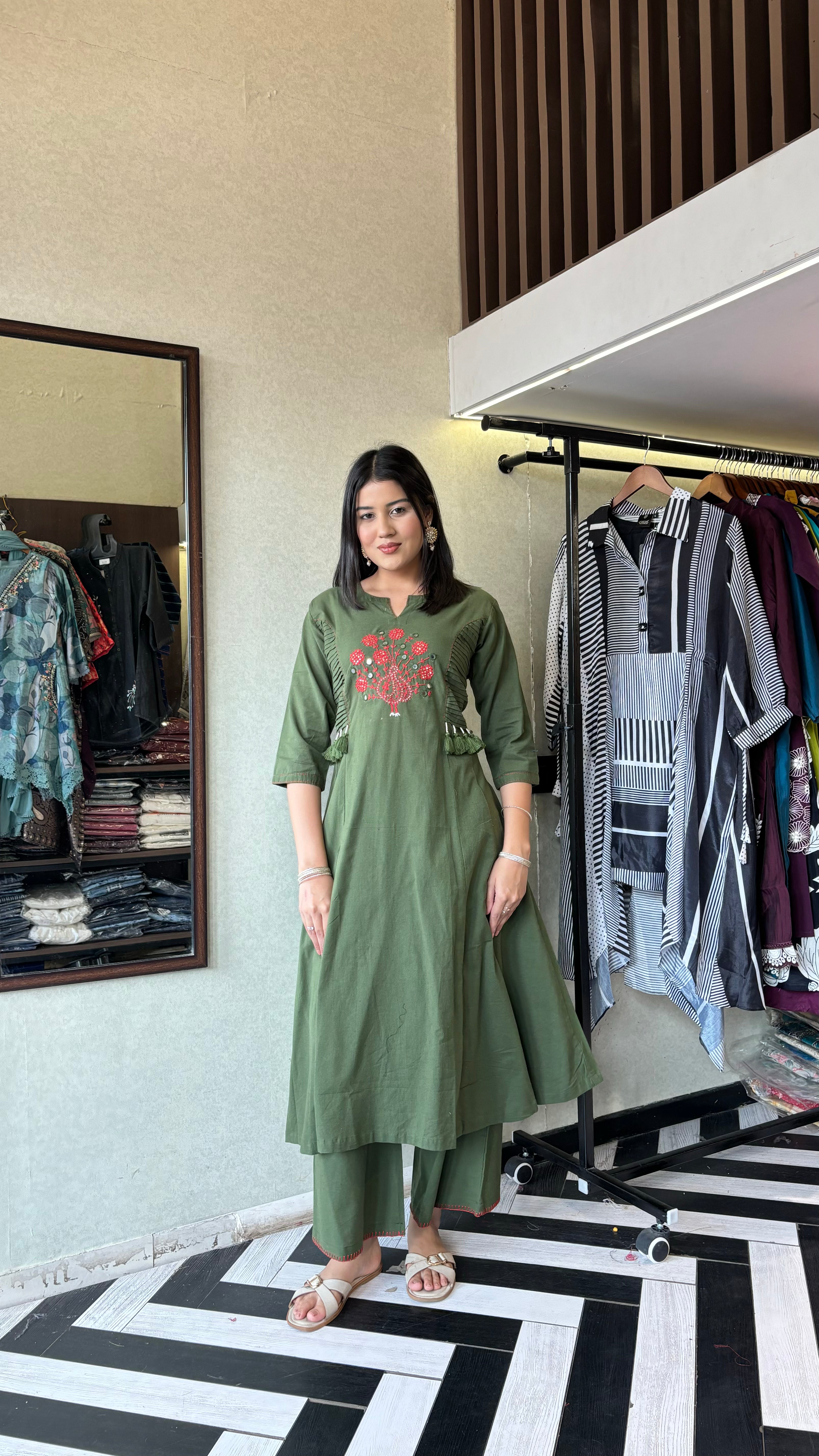 Image of Tadko Designer 2 Piece Set