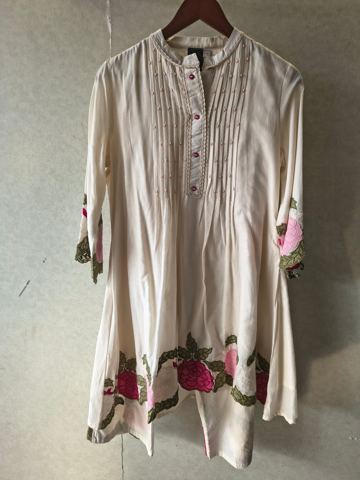 Ivory Floral Embroidered Pintuck Designer Kurta Pant Co-Ord Set