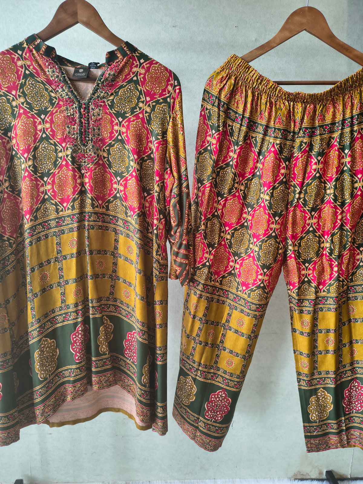 Premium Olive Green & Mustard Heritage Print Co-Ord Kurta Set with Straight Pants