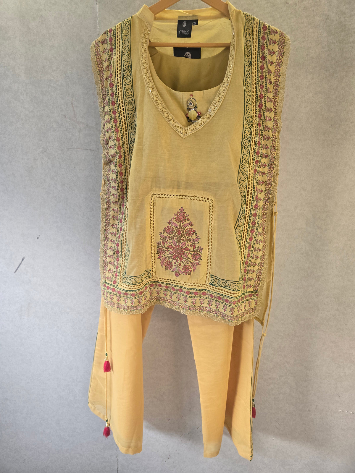Pastel Yellow Floral Print Cape Style Co-Ord Set