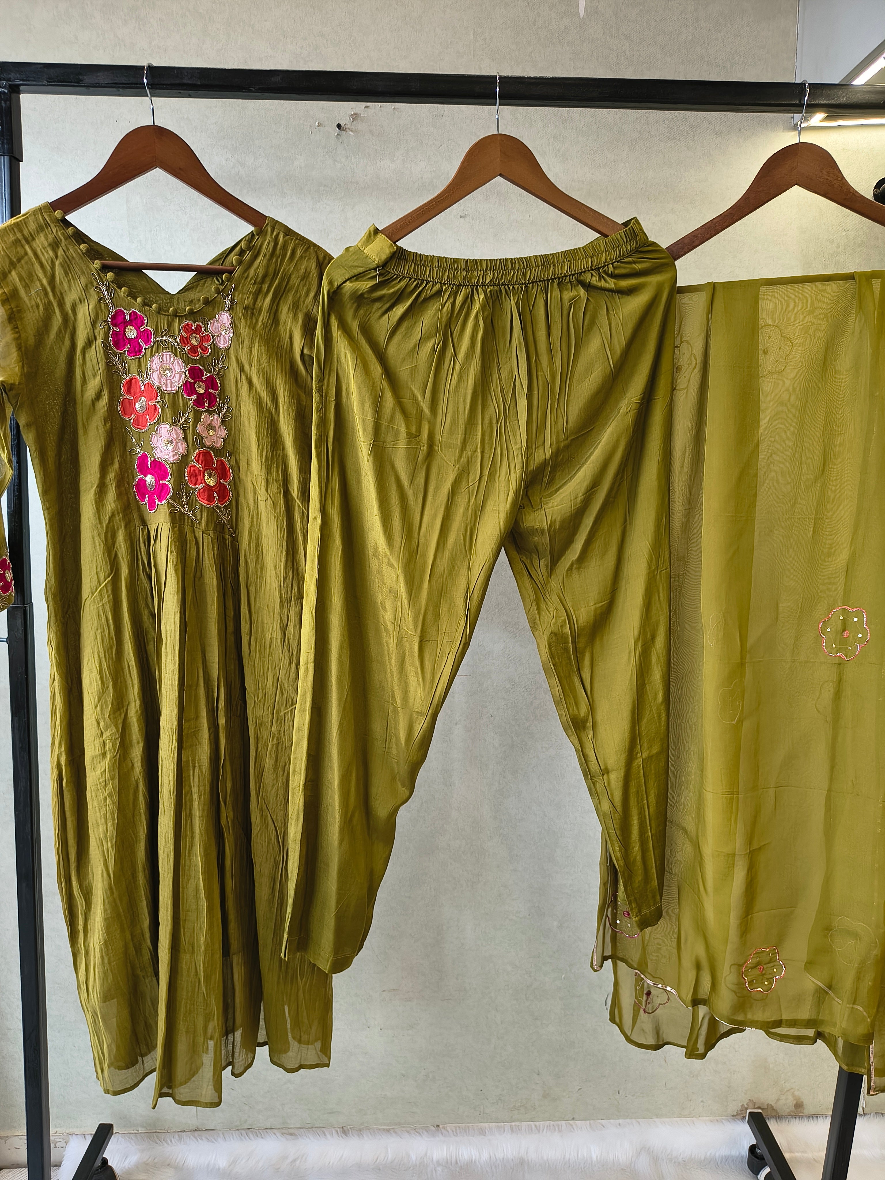 Image of Olive Green Floral Hand-Embroidered Kurta Set with Organza Dupatta | Premium 3 Piece Ethnic Suit